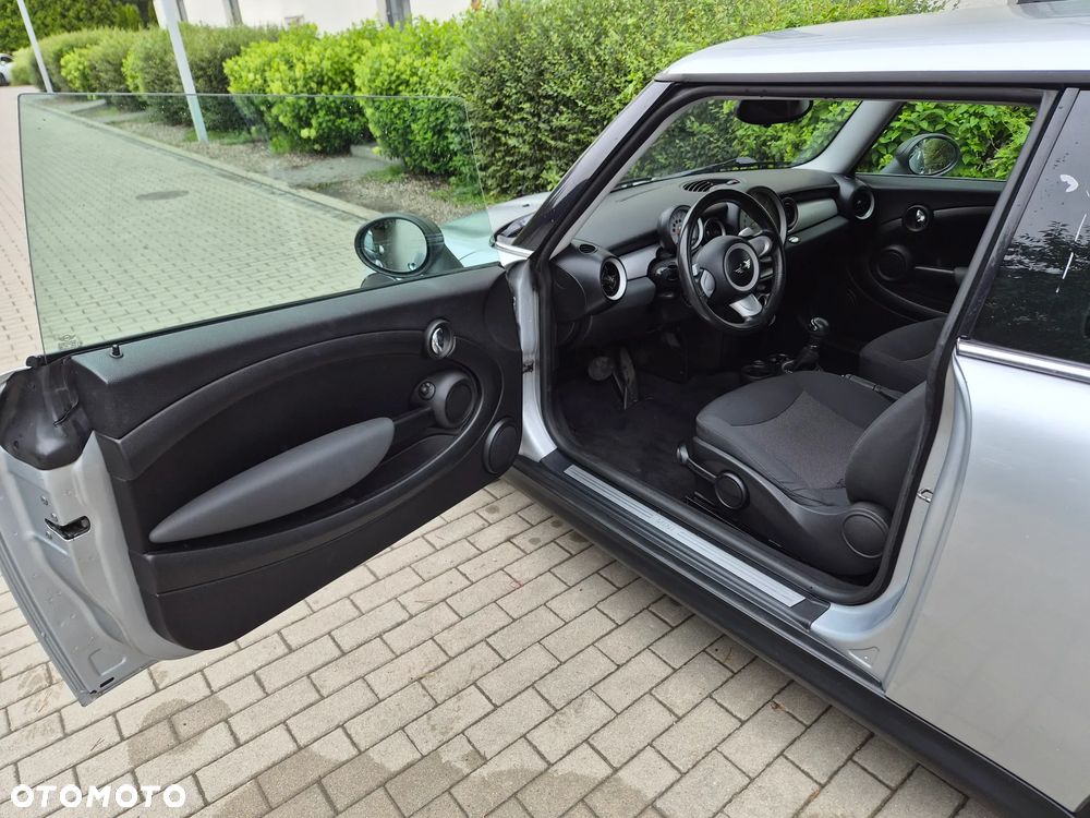 MINI ONE Standard - 5