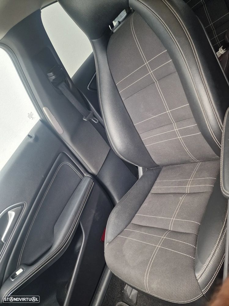 Mercedes-Benz CLA 200 CDi Urban - 17