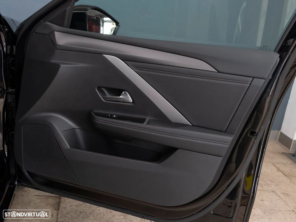 Opel Astra 1.5 D GS Line Aut. - 11