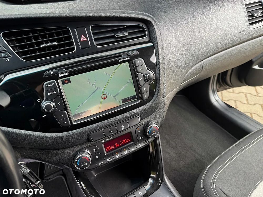 Kia Ceed 1.6 GDI Platinum Edition - 33