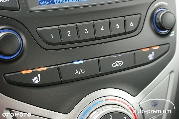 Hyundai ix20 1.4 Trend - 16