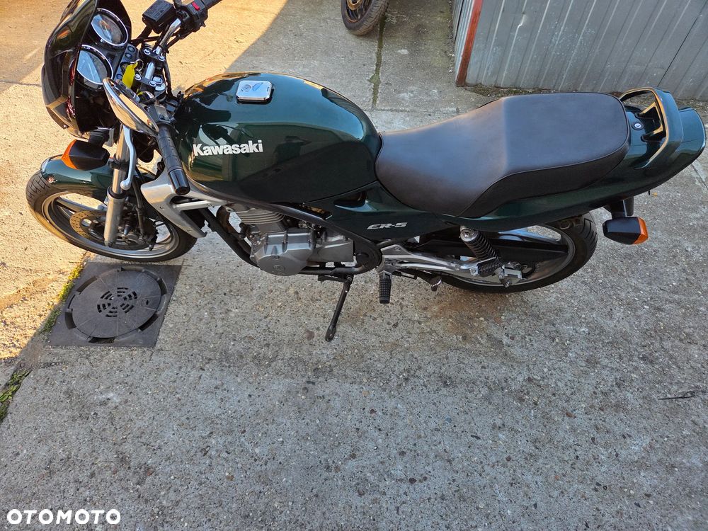 Kawasaki ER - 7