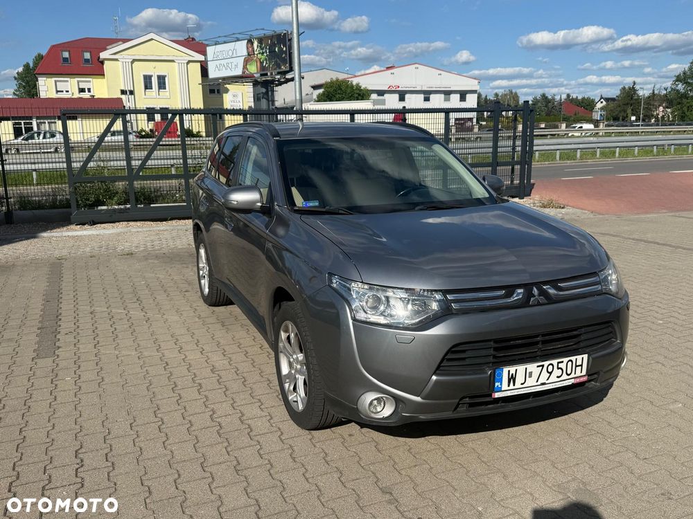 Mitsubishi Outlander 2.0 Intense - 2
