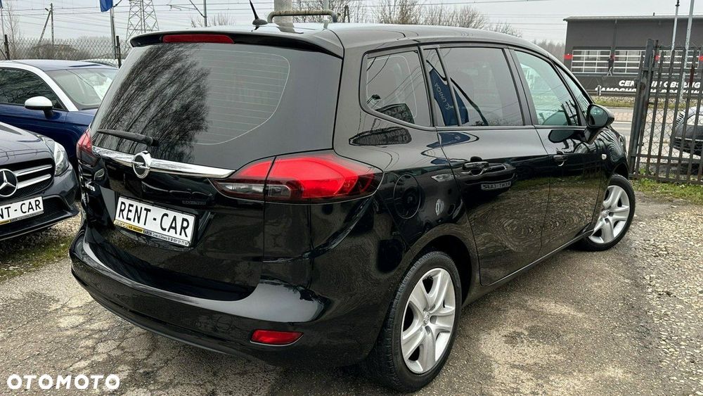 Opel Zafira - 10