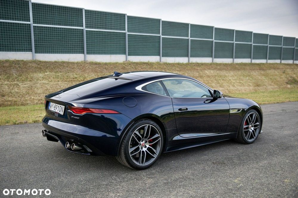 Jaguar F-Type - 8