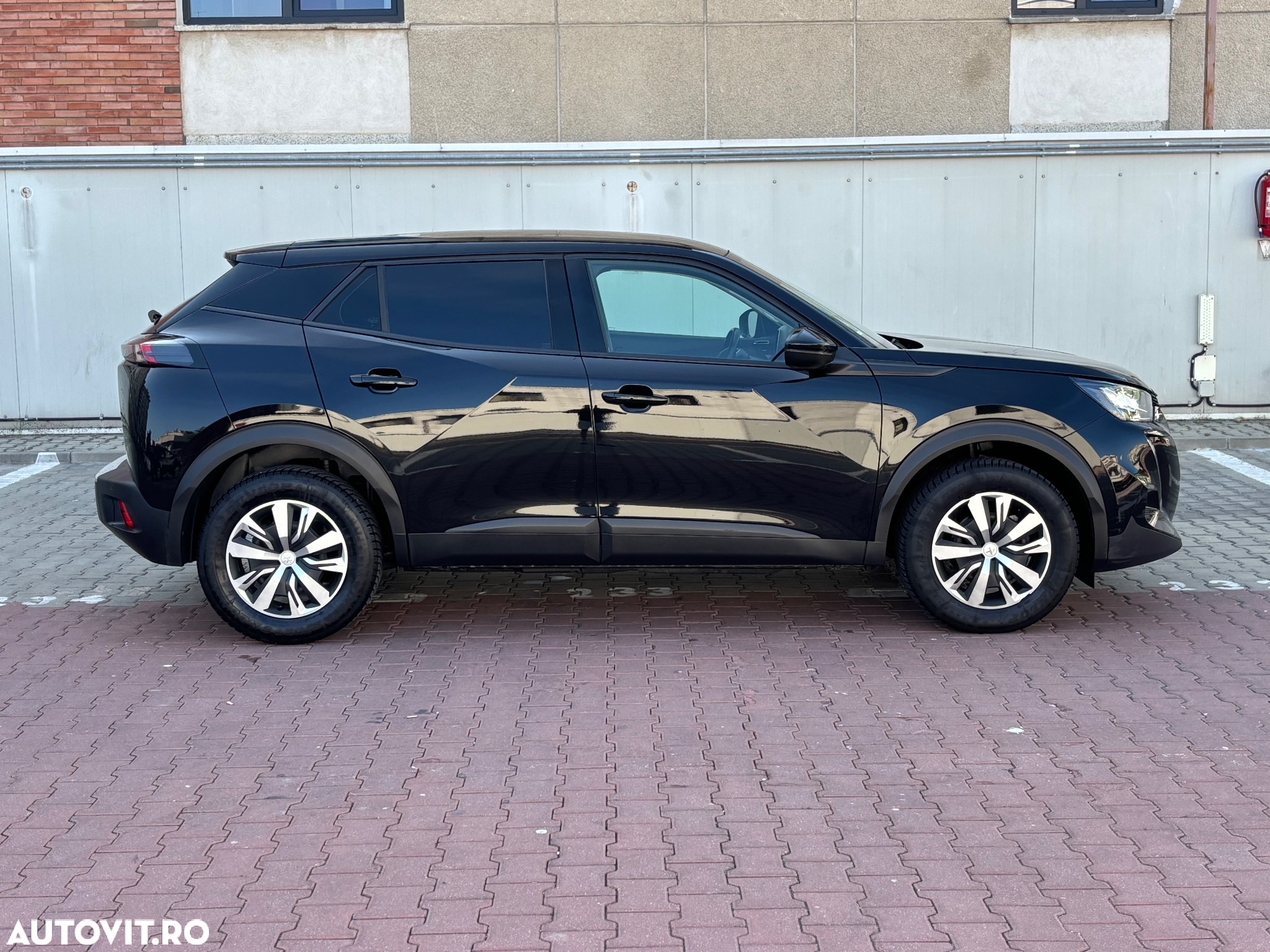 Peugeot 2008 1.5 BlueHDI FAP Active - 14