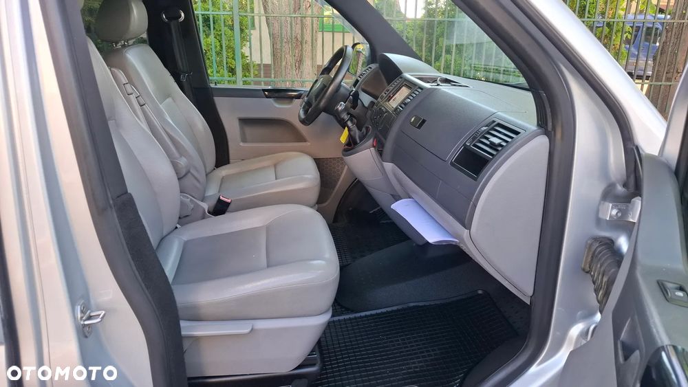 Volkswagen T5 - 9