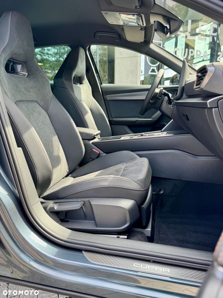 Cupra Formentor 1.5 eTSI mHEV DSG - 37