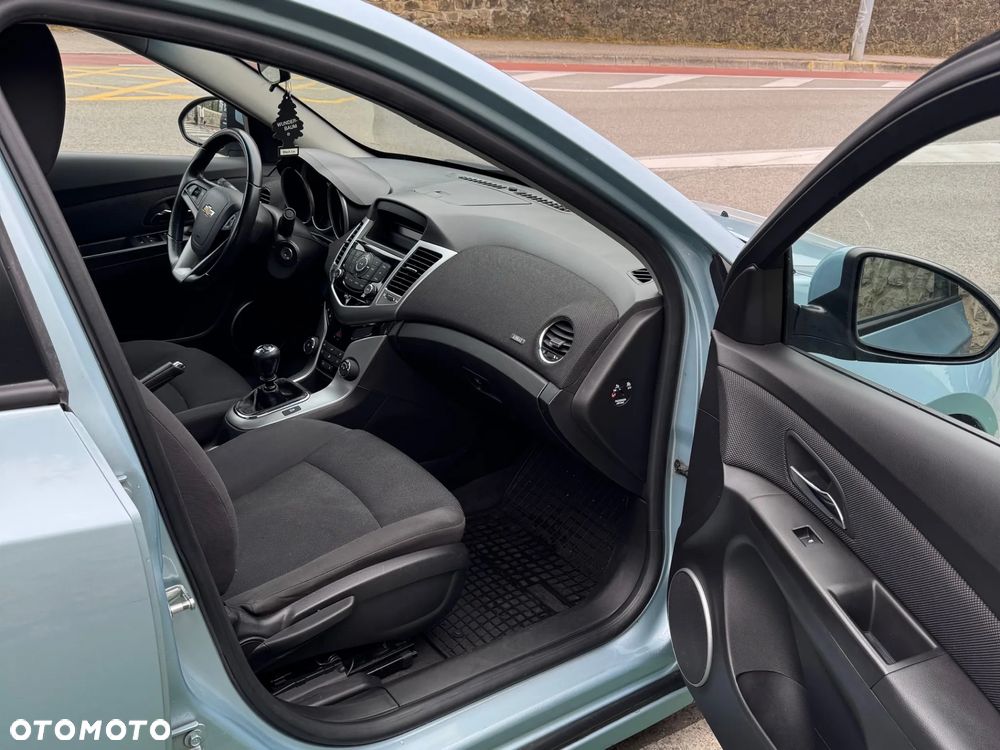 Chevrolet Cruze 2.0 D LT - 11