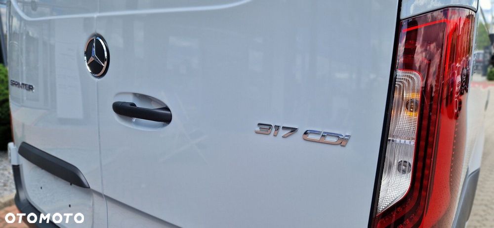 Mercedes-Benz Sprinter Sprinter - 12