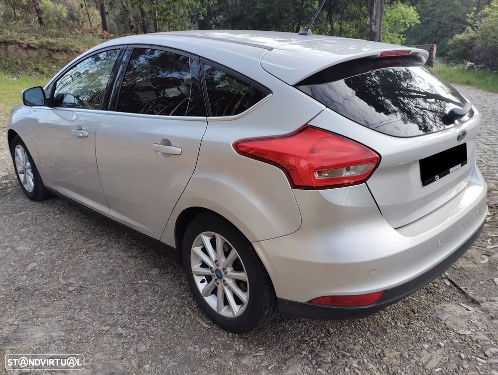 Ford Focus 1.0 EcoBoost Titanium - 5