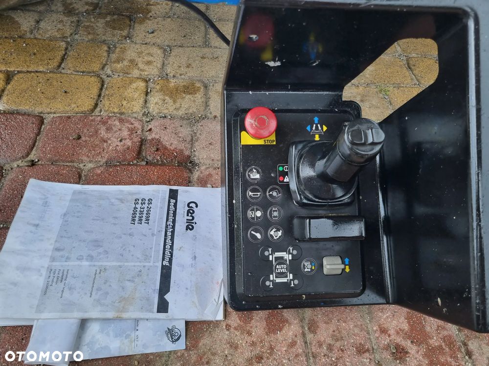 Genie Zwyżka GS-4069RT Podnośnik Nożycowy 14,5 metra jak Nowa 2017r z Norwegii 738mtg 4x4 silnik Kubota - 19