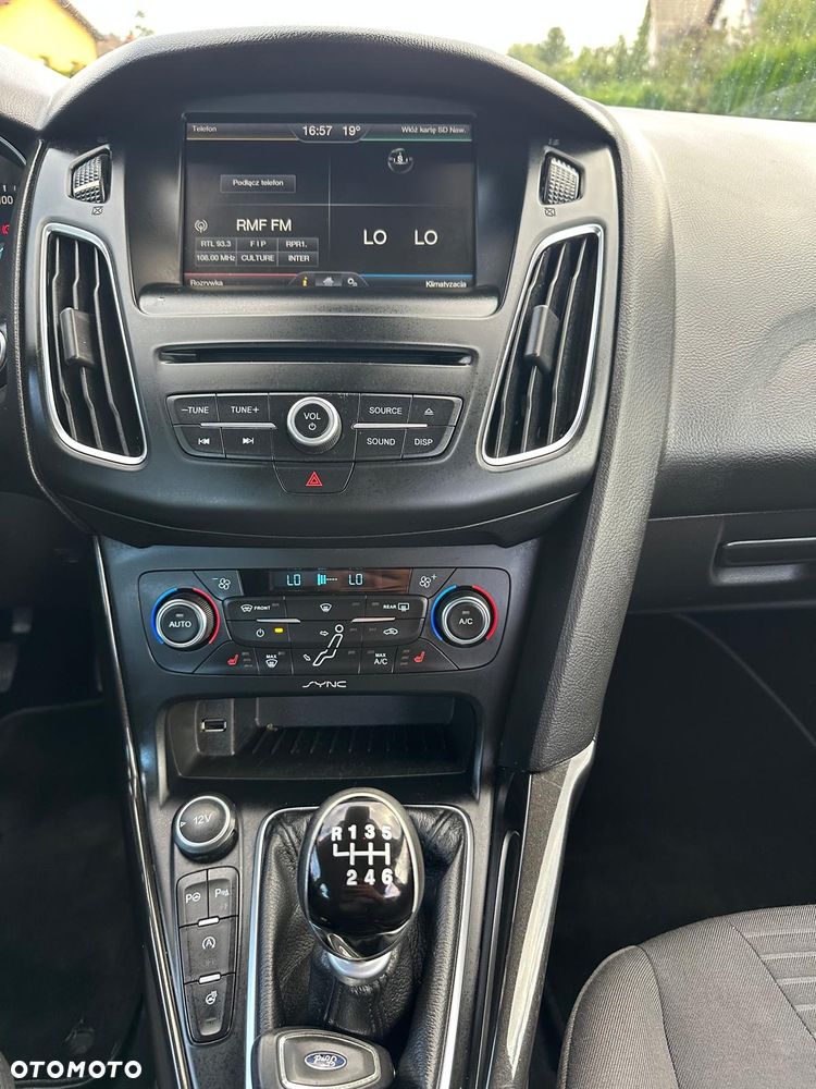 Ford Focus 2.0 TDCi Titanium ASS - 9