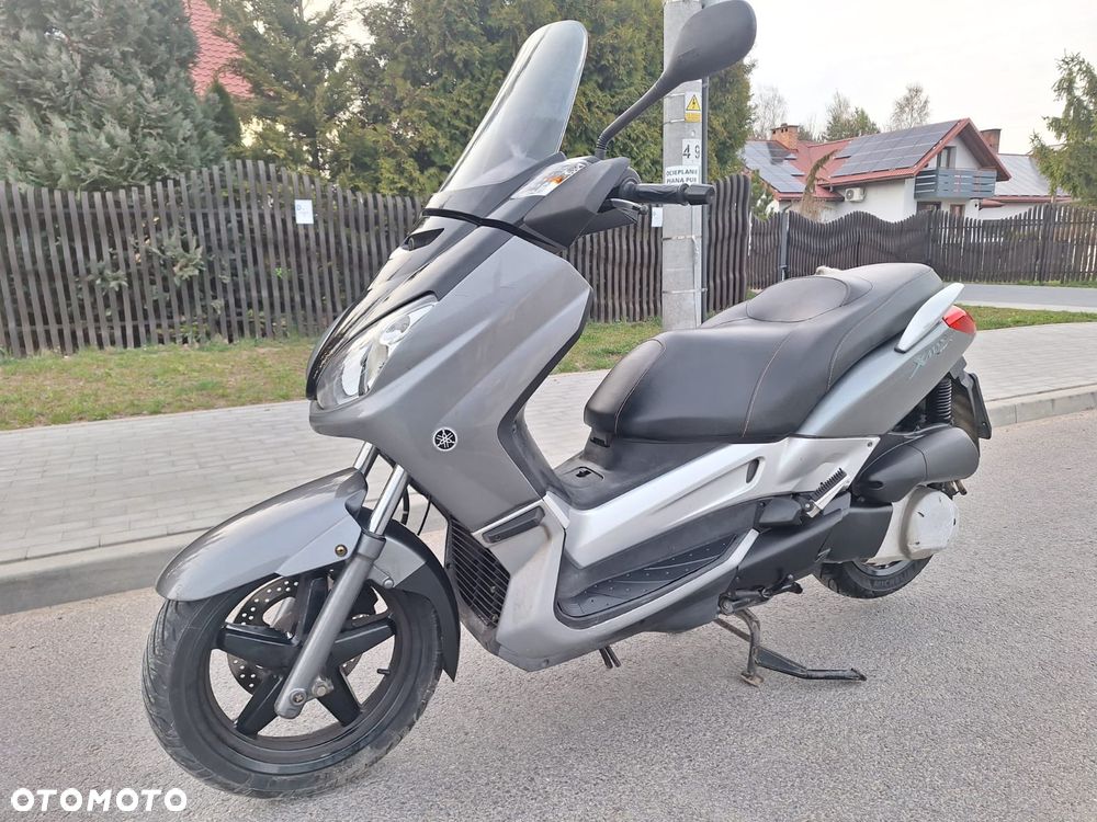Yamaha X-max - 1