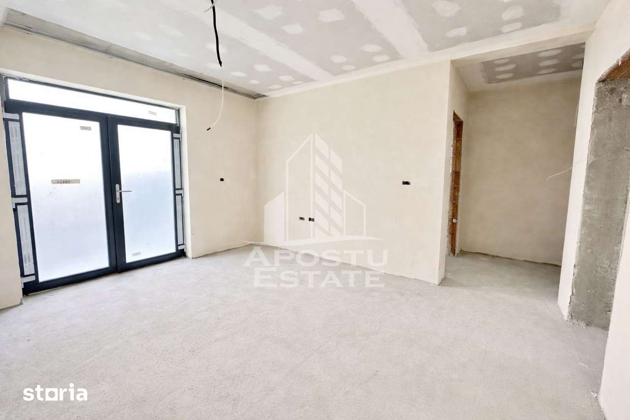 Apartament cu 2 camere, gradina, bucatarie inchisa, in Giroc — fotografia 1