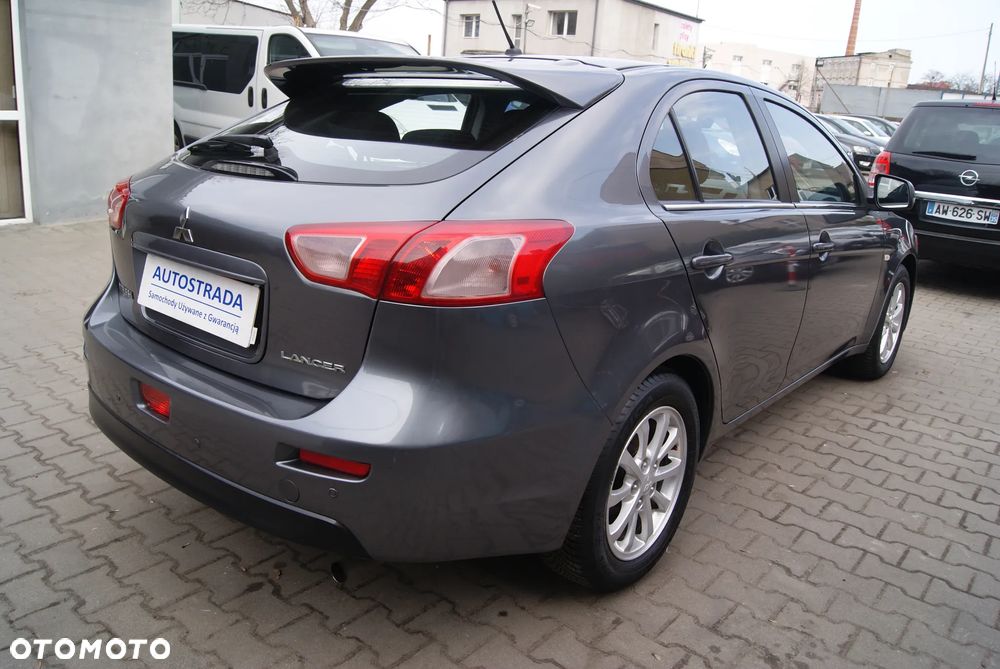 Mitsubishi Lancer 1.6 Inform - 5