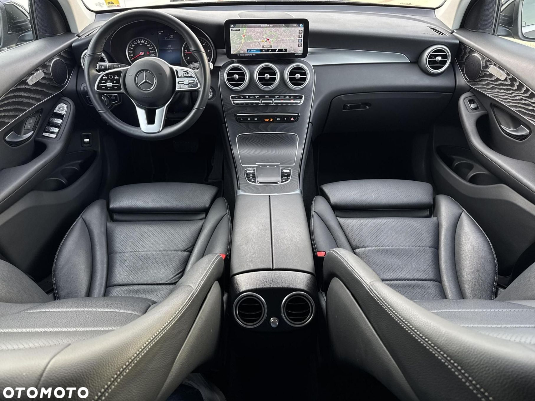 Mercedes-Benz GLC - 9