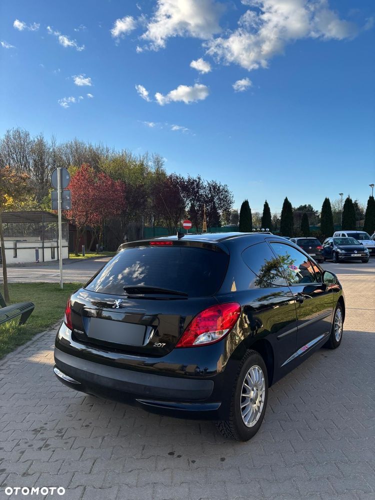Peugeot 207 1.4 16V Trendy - 2