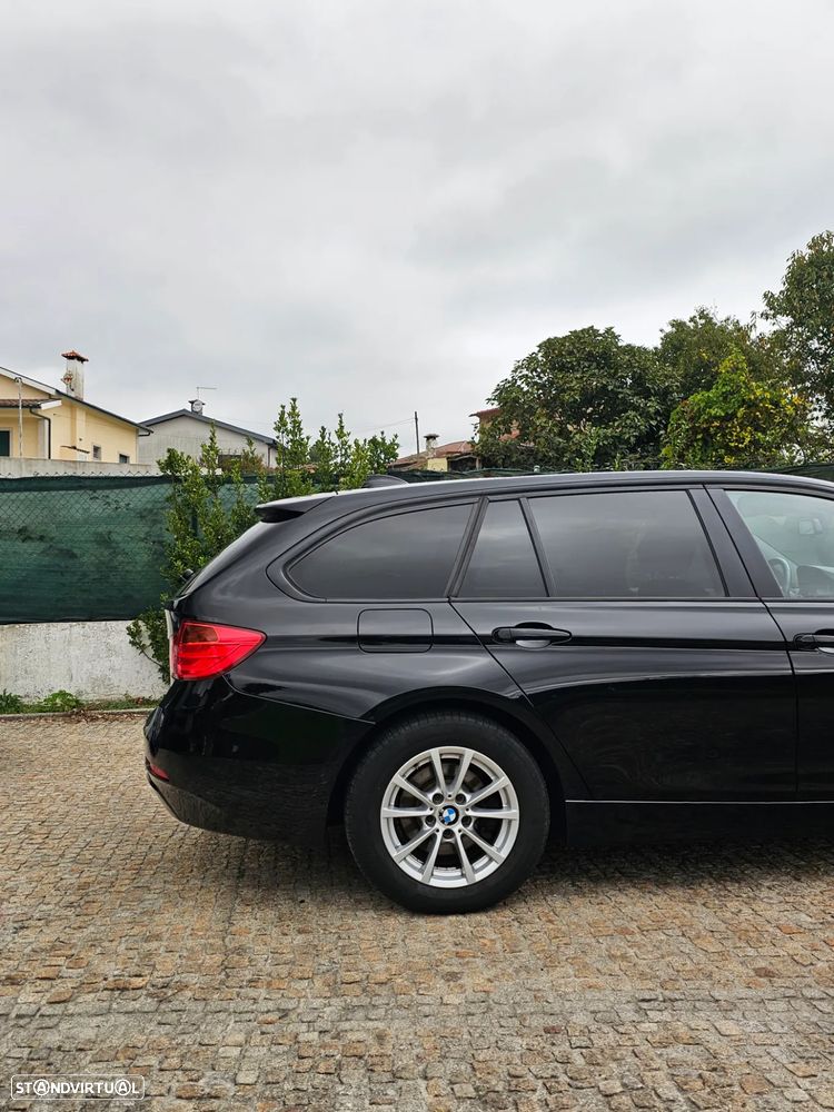 BMW 320 d Touring xDrive - 10