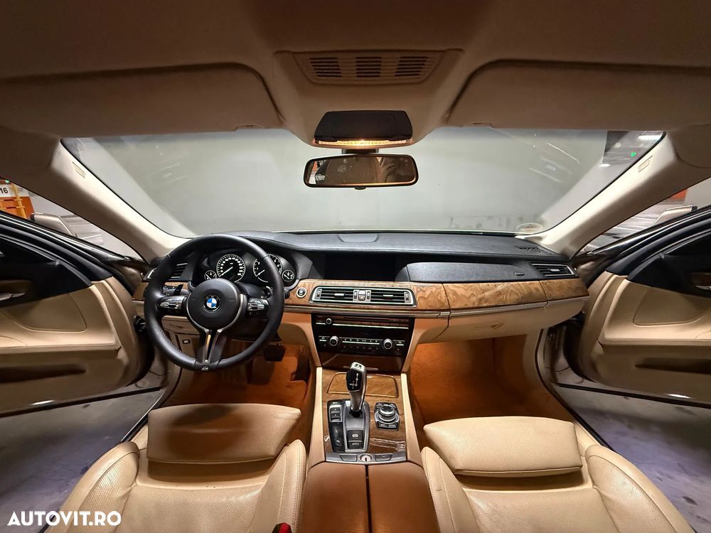 BMW Seria 7 740Li - 14
