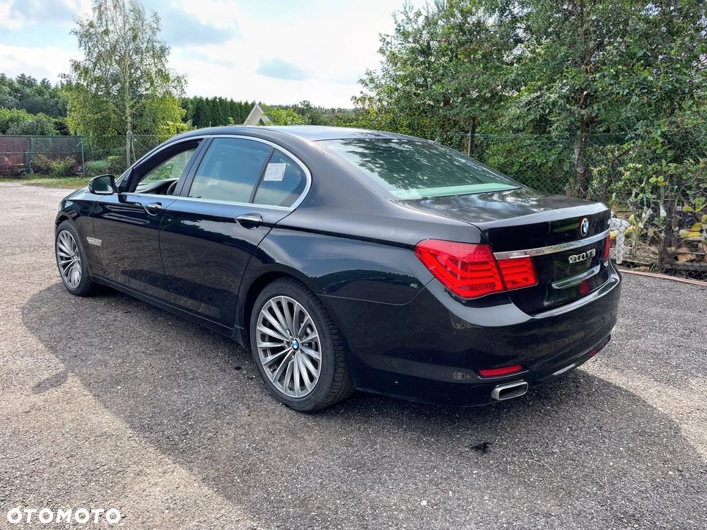 BMW Seria 7 740d - 3