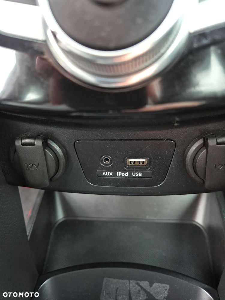 Hyundai i30 blue 1.6 CRDi Classic - 12