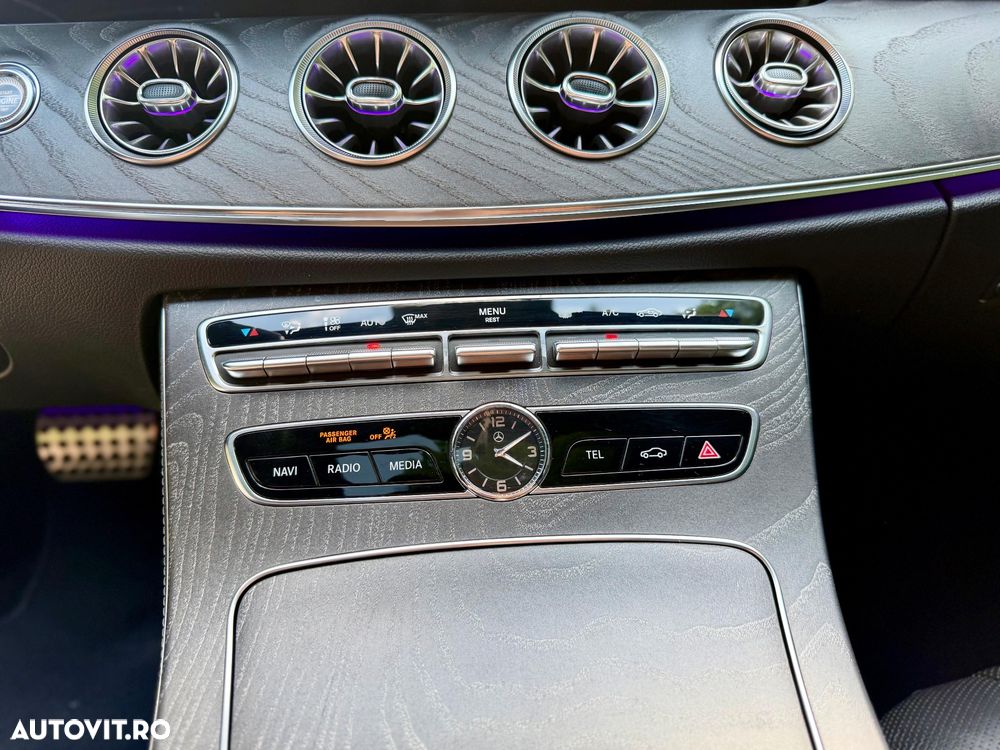 Mercedes-Benz CLS - 26