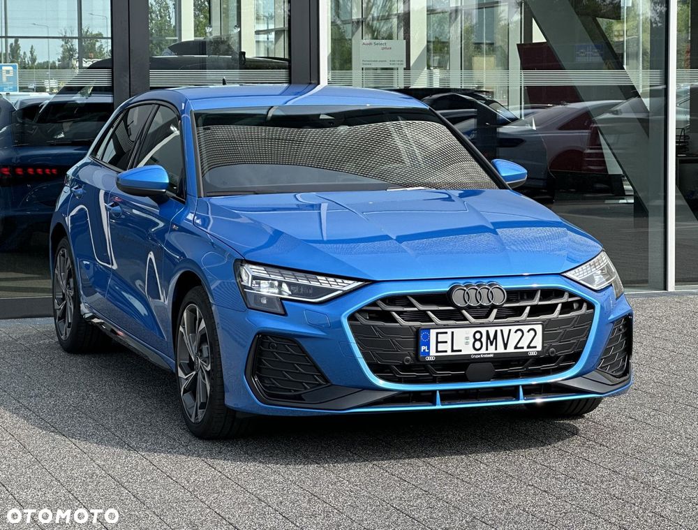 Audi A3 Sportback - 3