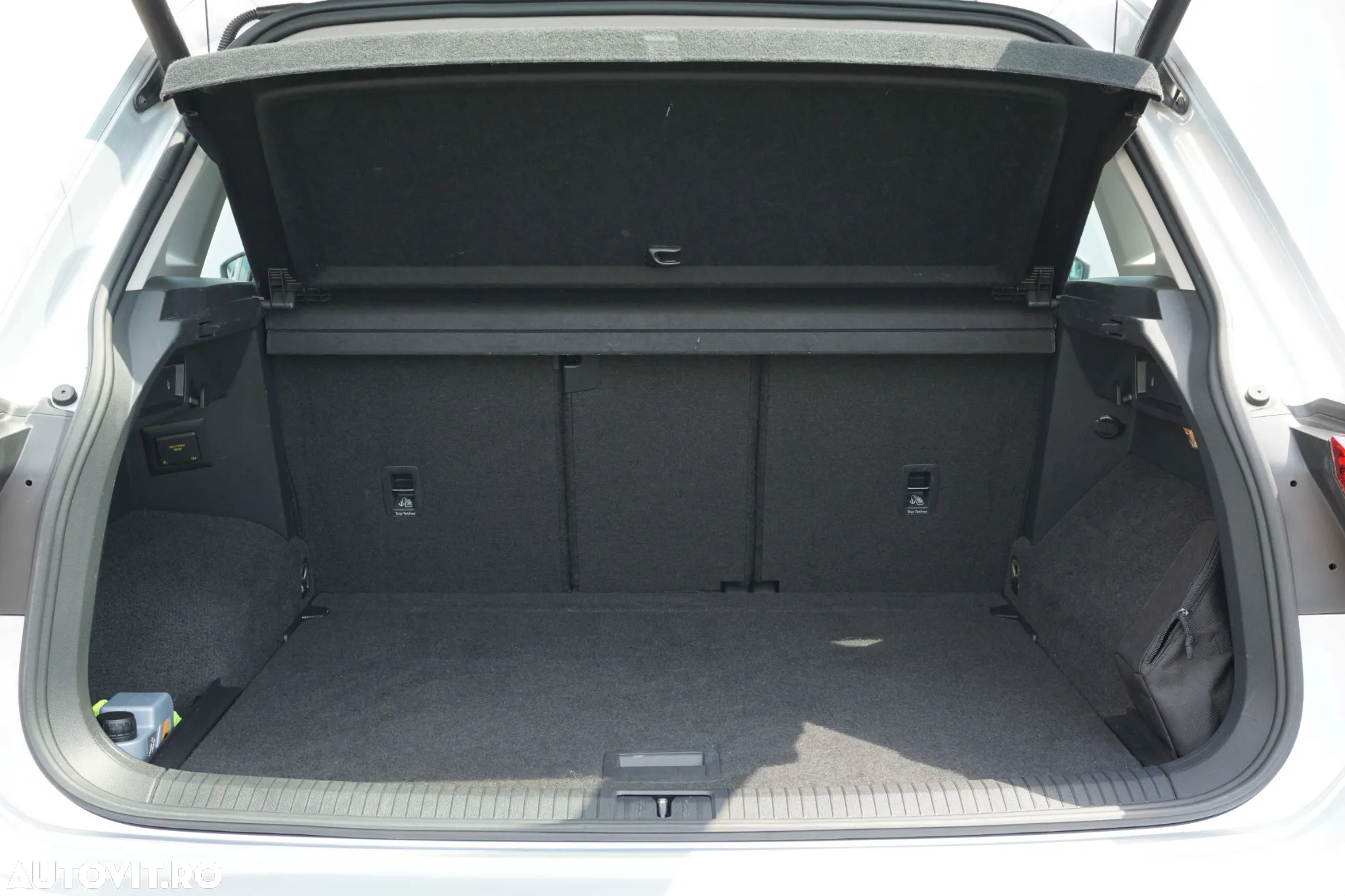 Volkswagen Tiguan - 31