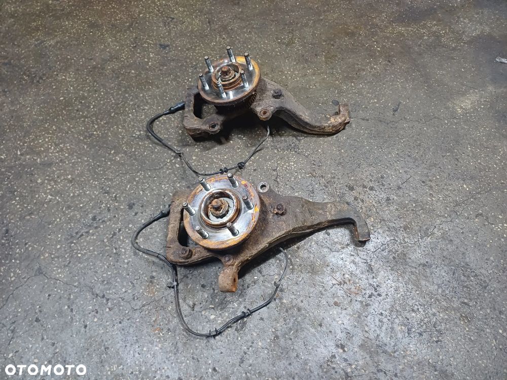 Piasta zwrotnica prawy lewy przod FORD F150 XL 4.2 V6 03-08R 2WD - 3