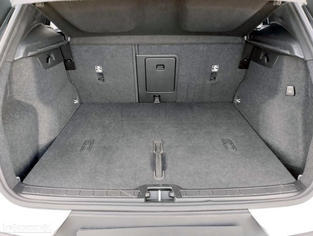 Volvo XC 40 2.0 B3 Core - 13