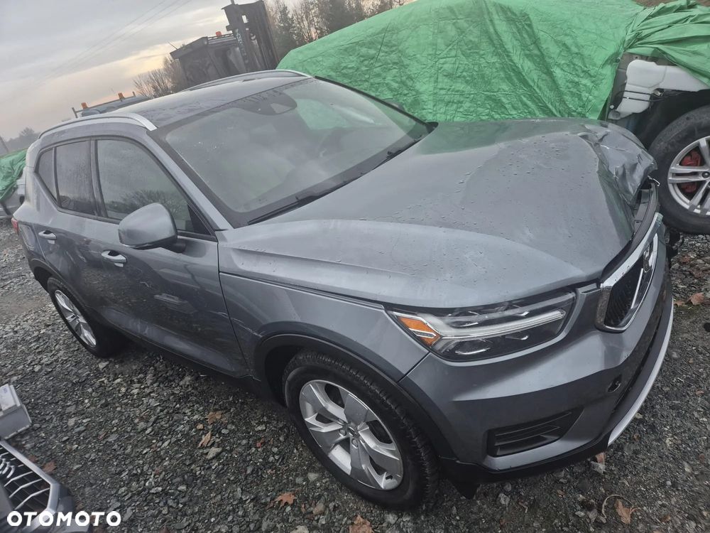 Volvo XC 40 T5 AWD Geartronic Momentum - 5