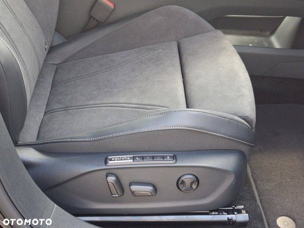 Volkswagen ID.7 77kWh Pro Plus - 23