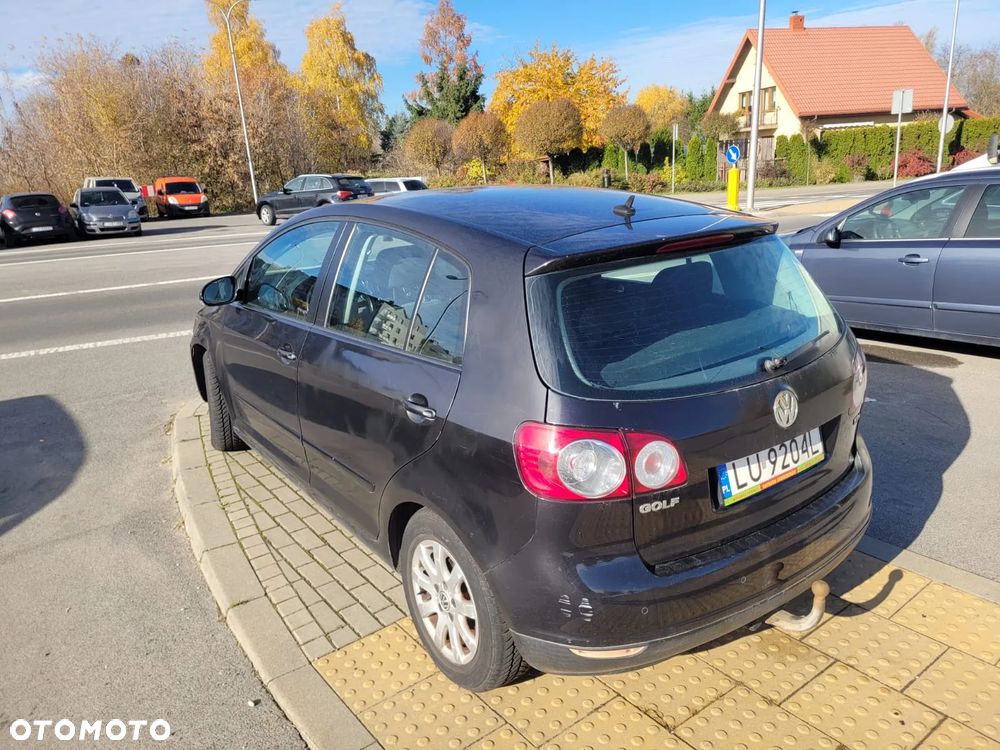 Volkswagen Golf Plus 2.0 TDI Comfortline DSG - 3