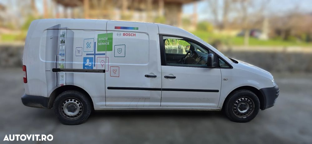 Volkswagen Caddy Maxy - 8