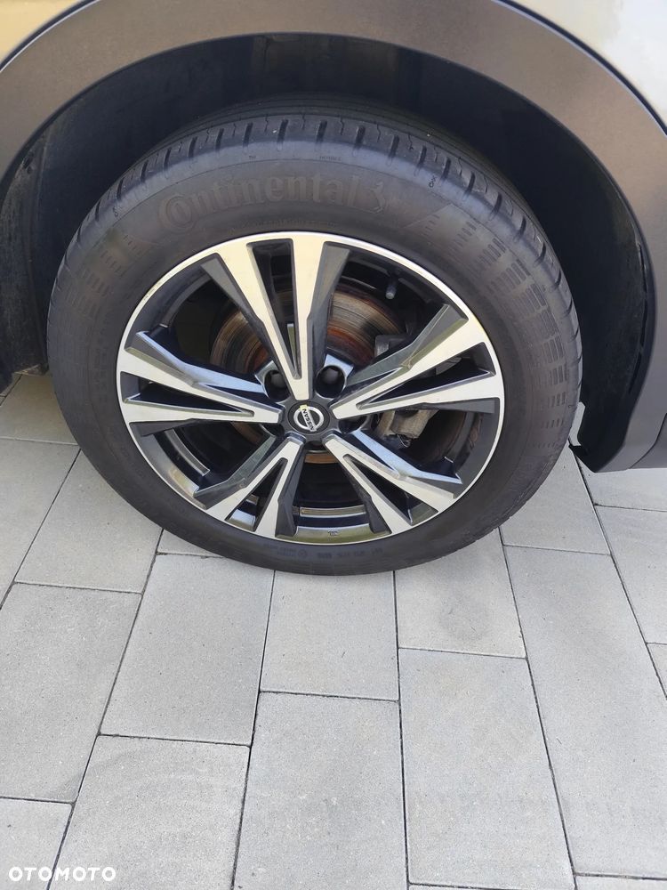 Nissan Qashqai 1.3 DIG-T N-Connecta EU6d - 12