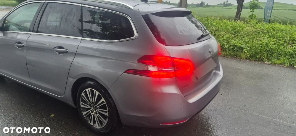 Peugeot 308 BlueHDi 130 EAT8 Active Pack - 7