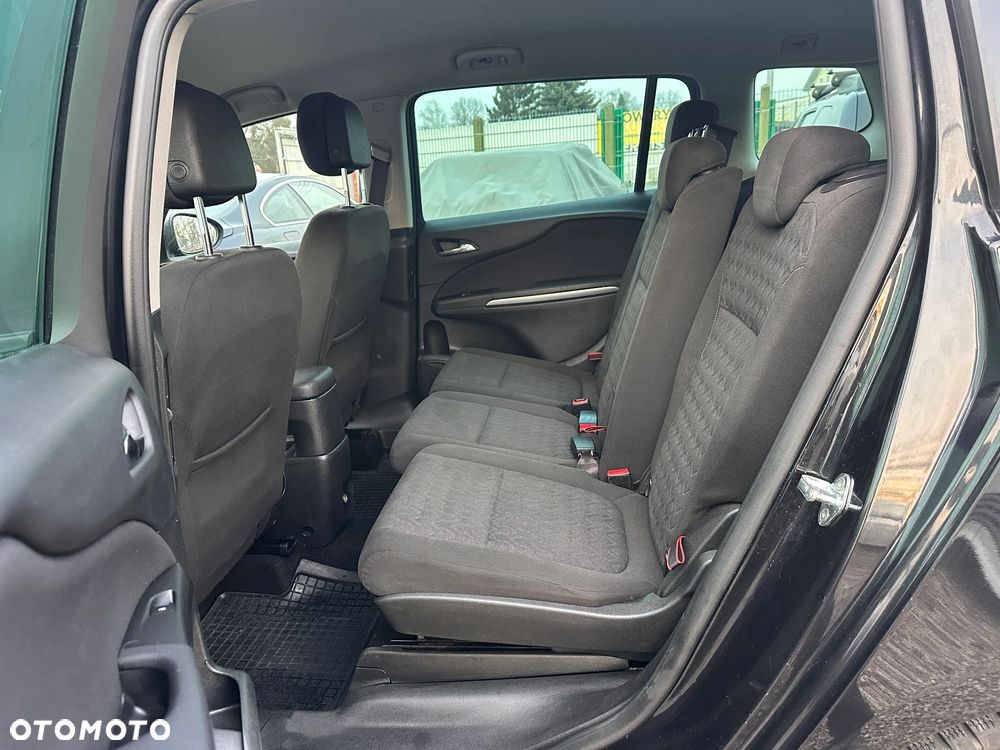 Opel Zafira - 21
