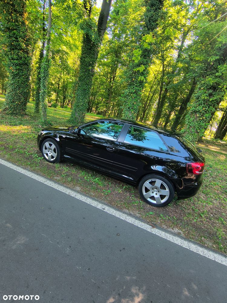 Audi A3 3-drzwiowe 1.4 TFSI Ambition - 2