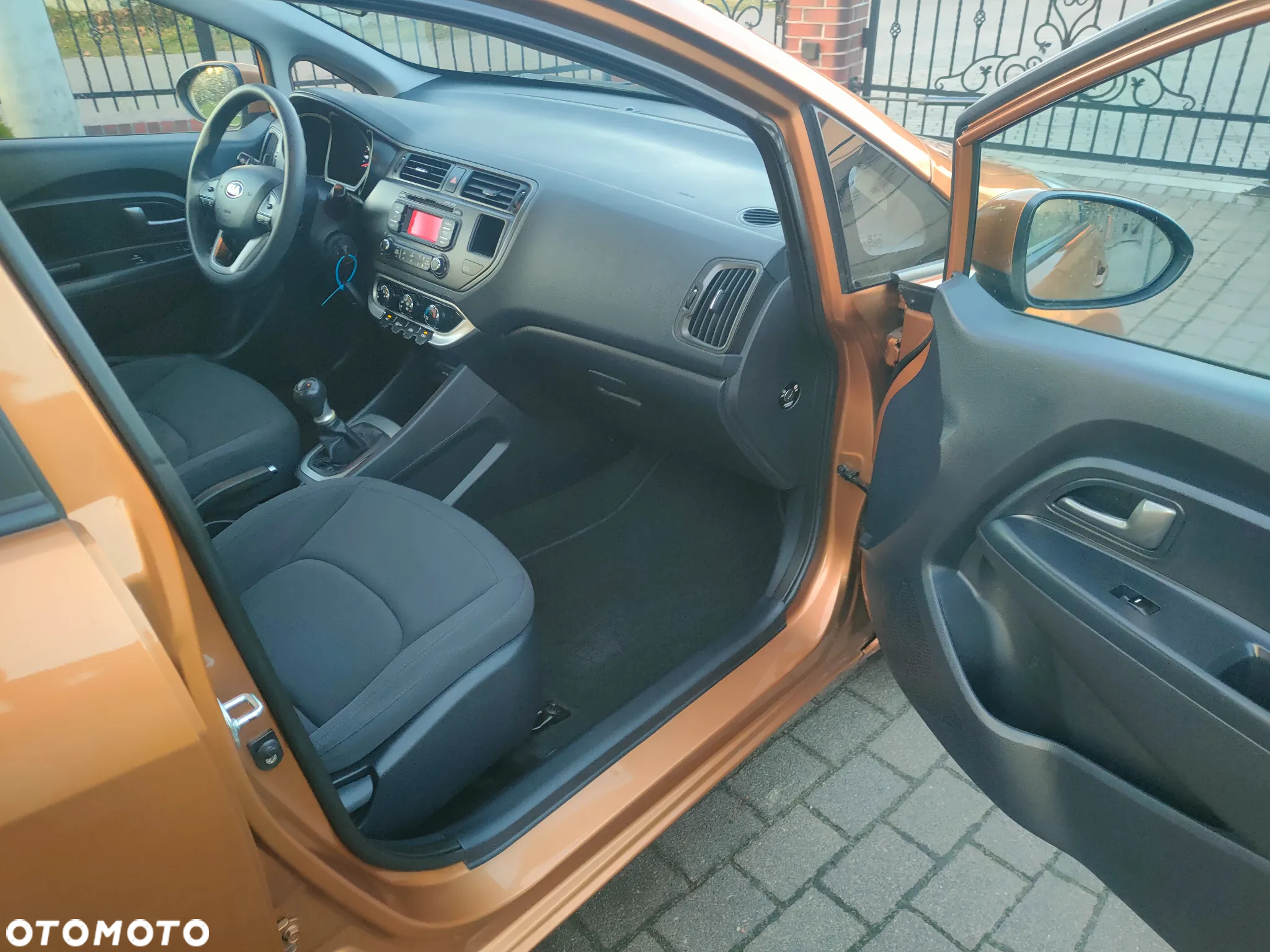 Kia Rio 1.2 Attract - 9