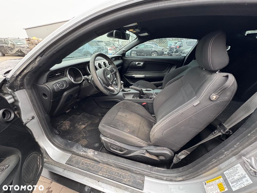 Ford Mustang 2.3 Eco Boost - 15