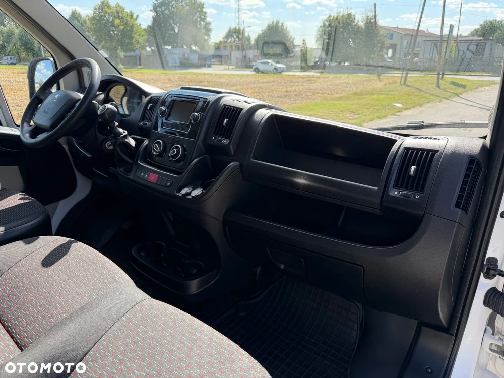 Peugeot Boxer * 2.0 / 130KM * L2H2 * Furgon / Blaszak * Średni / Podwyższany * - 34