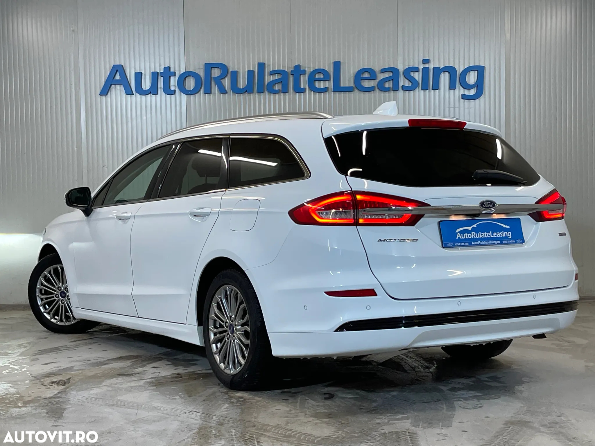 Ford Mondeo 2.0 HEV Titanium - 4