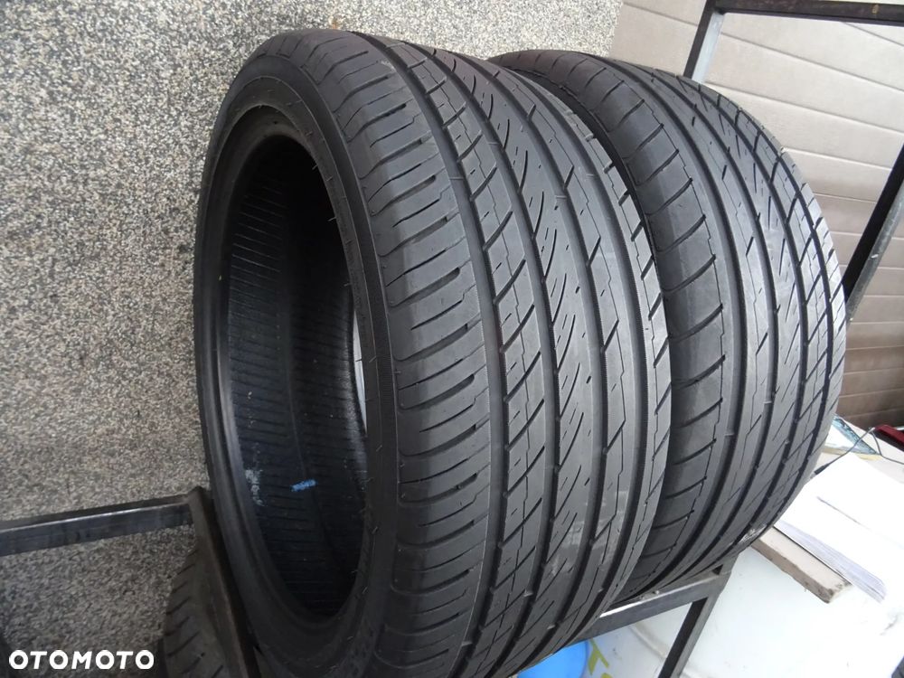 245/40/R18 97W Ovation VI-338 Performance DSRT - 2