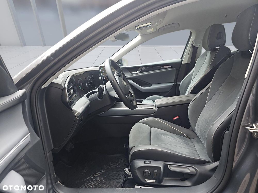 Volkswagen Passat - 9