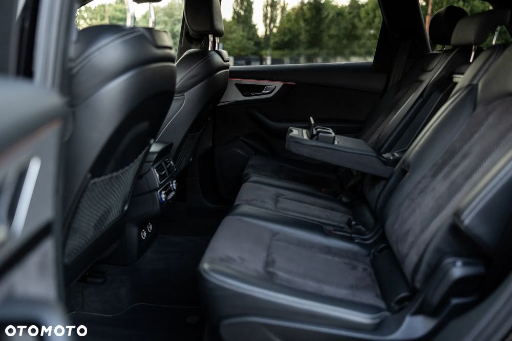 Audi SQ7 4.0 TDI Quattro Tiptronic - 35