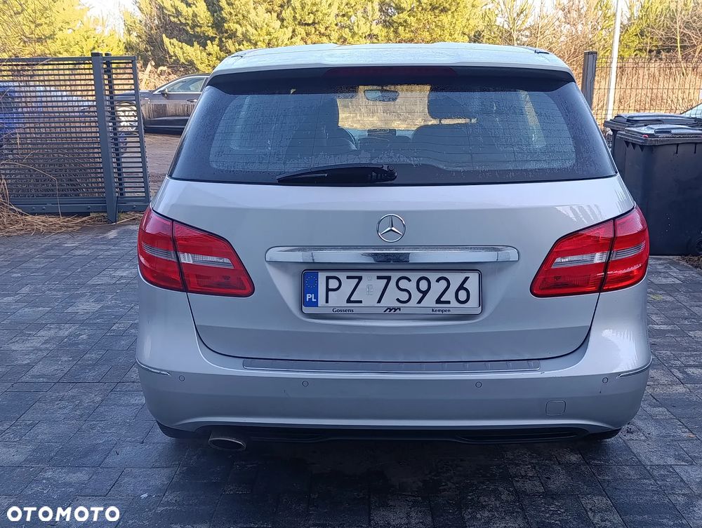 Mercedes-Benz Klasa B 180 CDI - 9