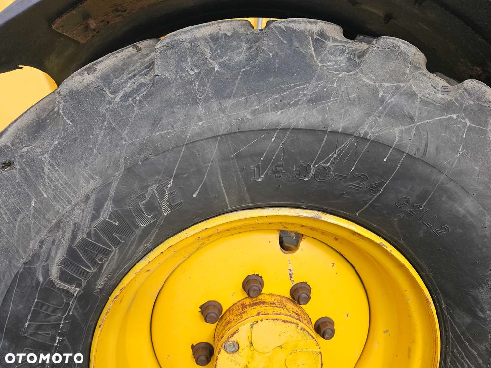 KOMATSU WH714H - 22