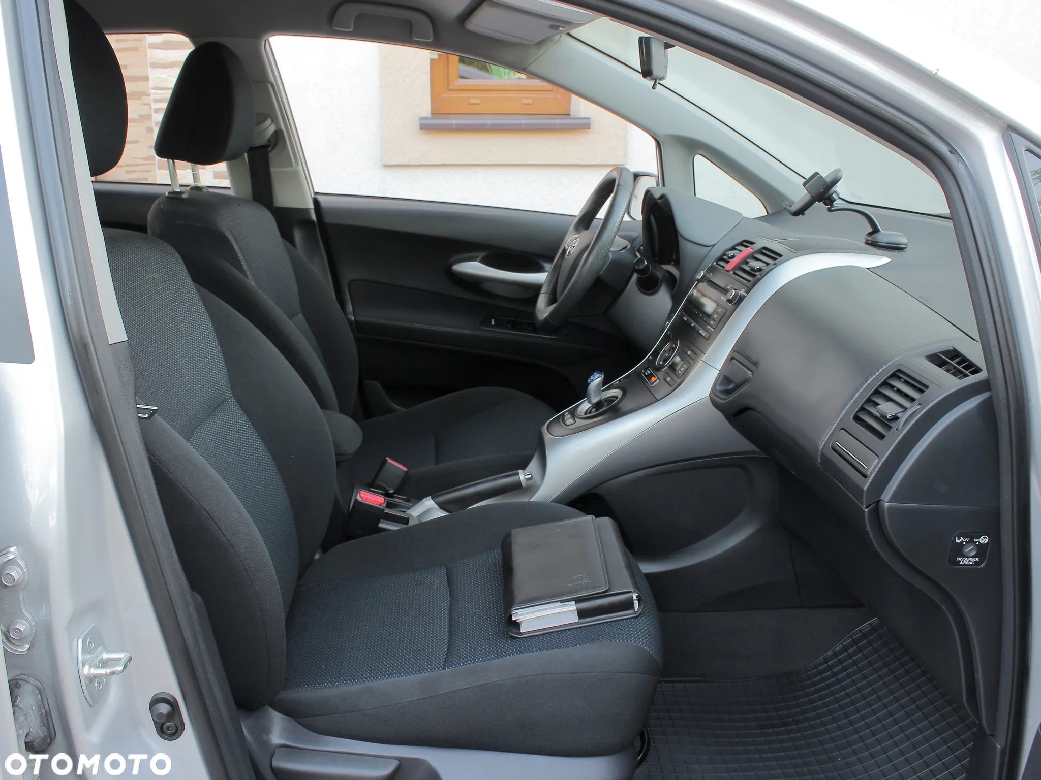 Toyota Auris 1.8 Hybrid Life - 19