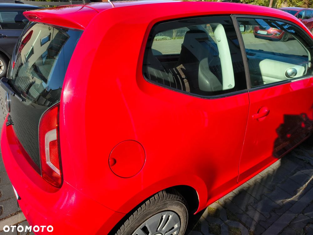 Volkswagen up! move - 9